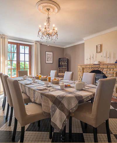 Chateau Puygrenier Table d'hotes Services