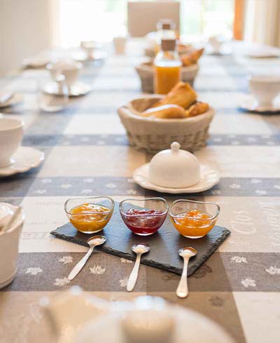 Chateau Puygrenier Table d'hotes Services